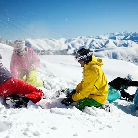 4 Pers à Aure Avec Piscine, Parking, Proche Du Centre Et Des Remontées - Fr-1-296-482