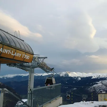 Appartement 4 Pers à Aure Avec Piscine, Parking, Proche Du Centre Et Des Remontées - Fr-1-296-482