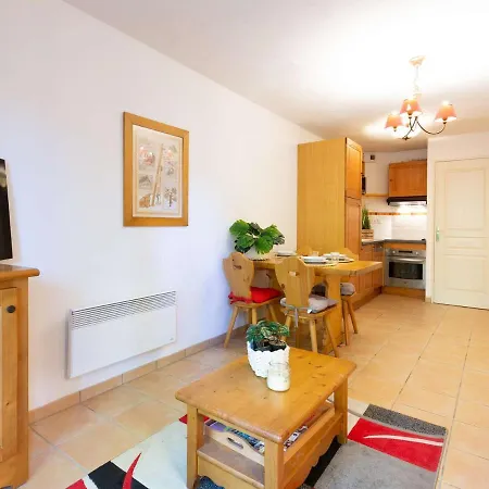 4 Pers Avec Piscine Et Parking A Aure - Fr-1-296-482 * Vielle-Aure