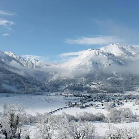 4 Pers Avec Piscine Et Parking A Aure - Fr-1-296-482 * Vielle-Aure