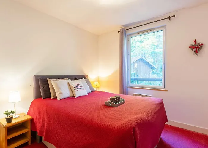 4 Pers Avec Piscine Et Parking A Aure - Fr-1-296-482 Vielle-Aure