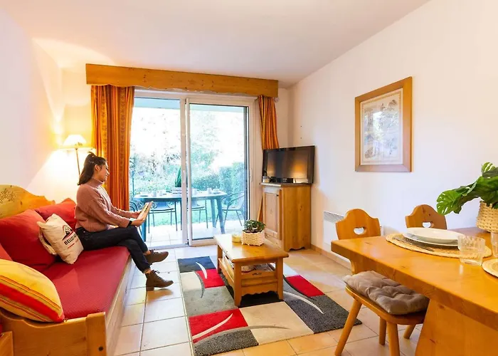 4 Pers Avec Piscine Et Parking A Aure - Fr-1-296-482 Vielle-Aure