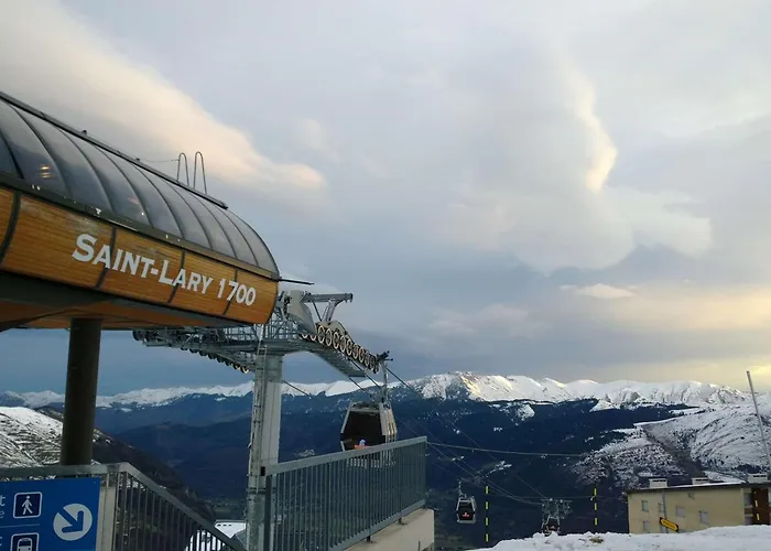 Daire 4 Pers Avec Piscine Et Parking A Aure - Fr-1-296-482