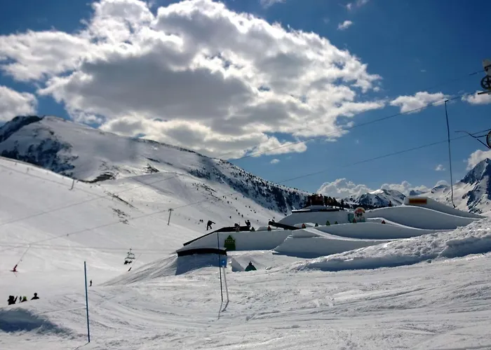 Daire 4 Pers Avec Piscine Et Parking A Aure - Fr-1-296-482 *